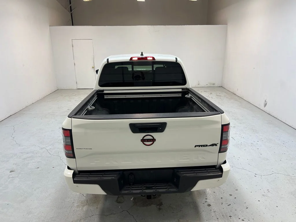 Used 2024 White Nissan PRO-4X image 4