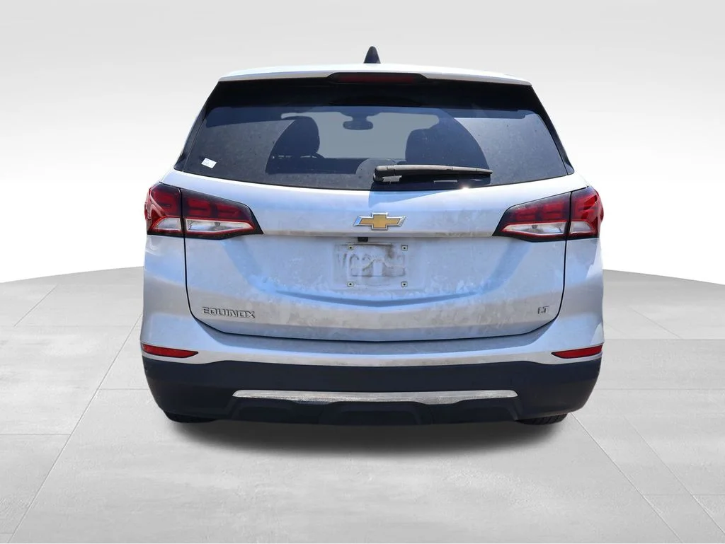 Used 2022 Silver Ice Metallic Chevrolet LT image 19