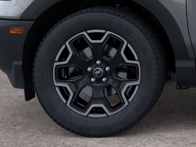 New 2025 Carbonized Gray Metallic Ford Outer Banks® image 19