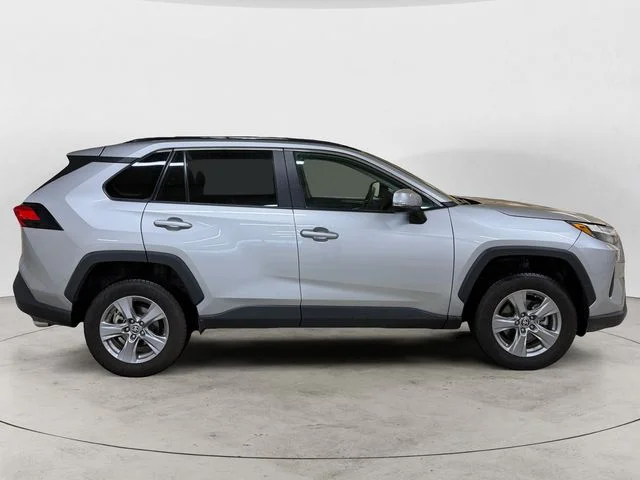 Used 2025 Silver Toyota XLE image 4