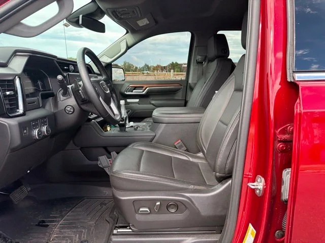 Used 2023 Red GMC Denali image 10