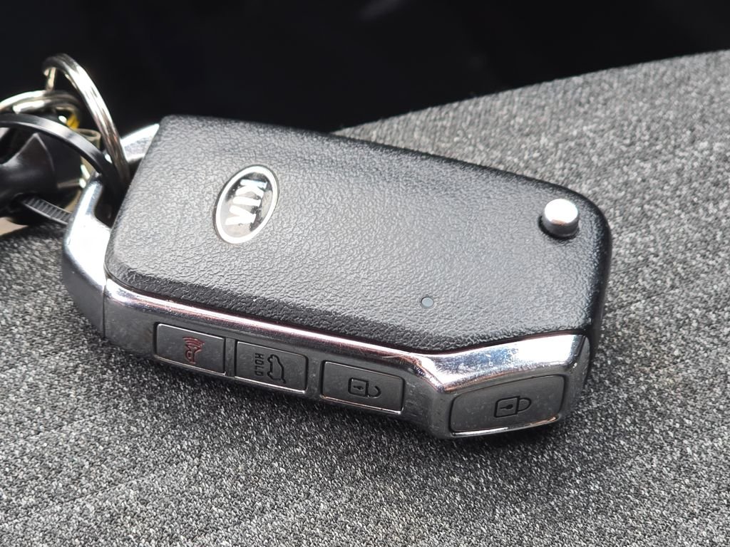 Used 2021 Blue Kia GT-Line image 33