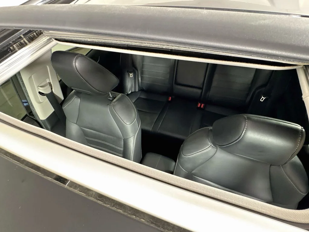 Used 2022 Black Toyota XLE Premium image 25