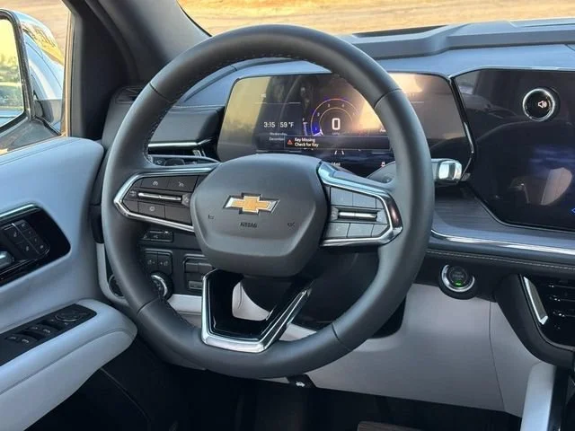 New 2026 Polar White Tricoat Chevrolet Premier image 8