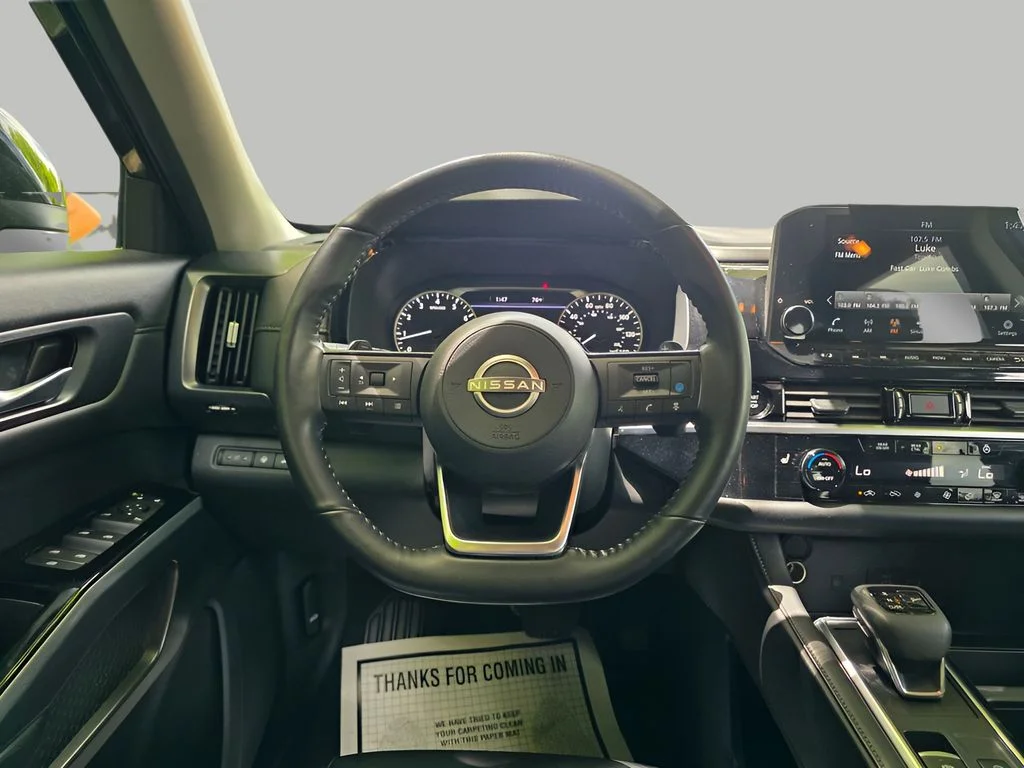 Used 2025 Super Black Nissan SL image 15