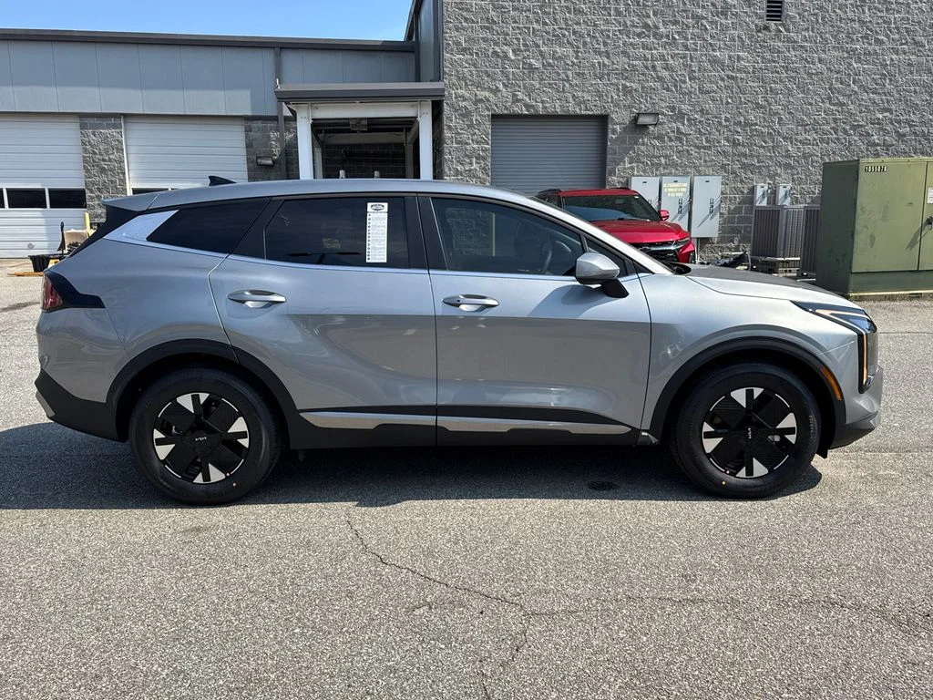 New 2026 Steel Gray Kia LX image 2