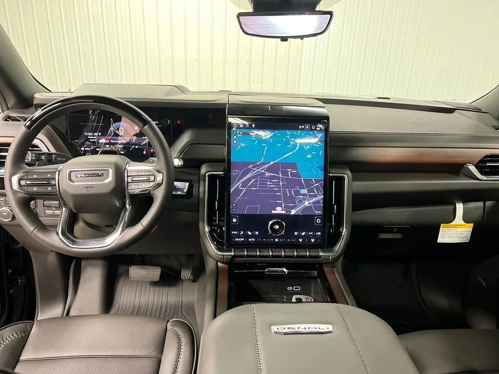 2026 GMC Yukon XL Denali - Photo 17