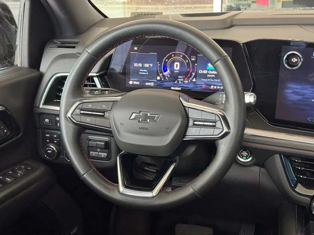 Used 2025 Black Chevrolet RST image 29