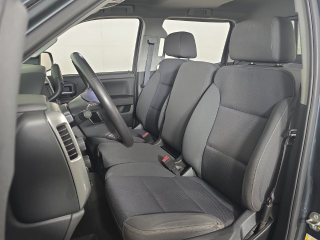Used 2018 GRAPHITE METALLIC Chevrolet LT image 26