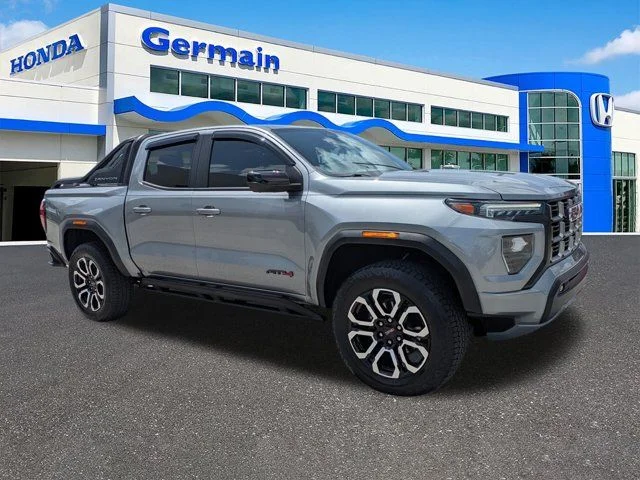 2025 GMC Canyon AT4 - Photo 3