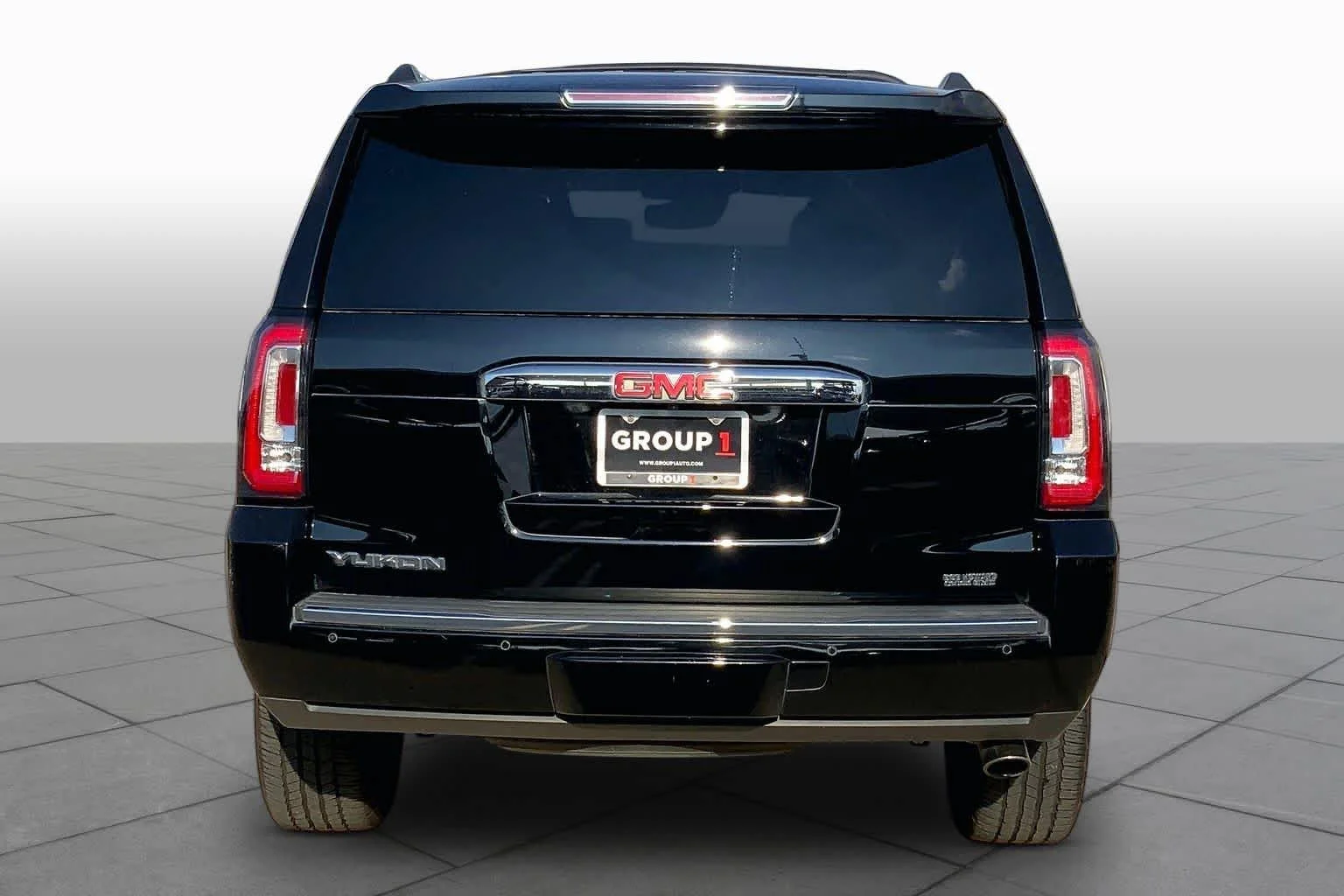 Used 2019 ONYX BLACK GMC Denali image 5