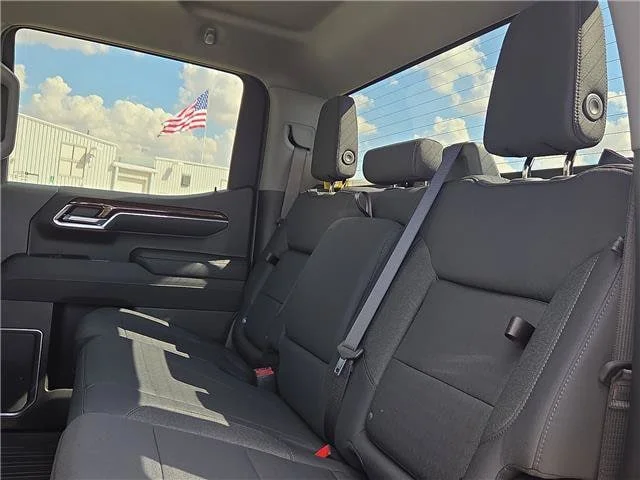 New 2026 Sterling Metallic GMC Elevation image 12