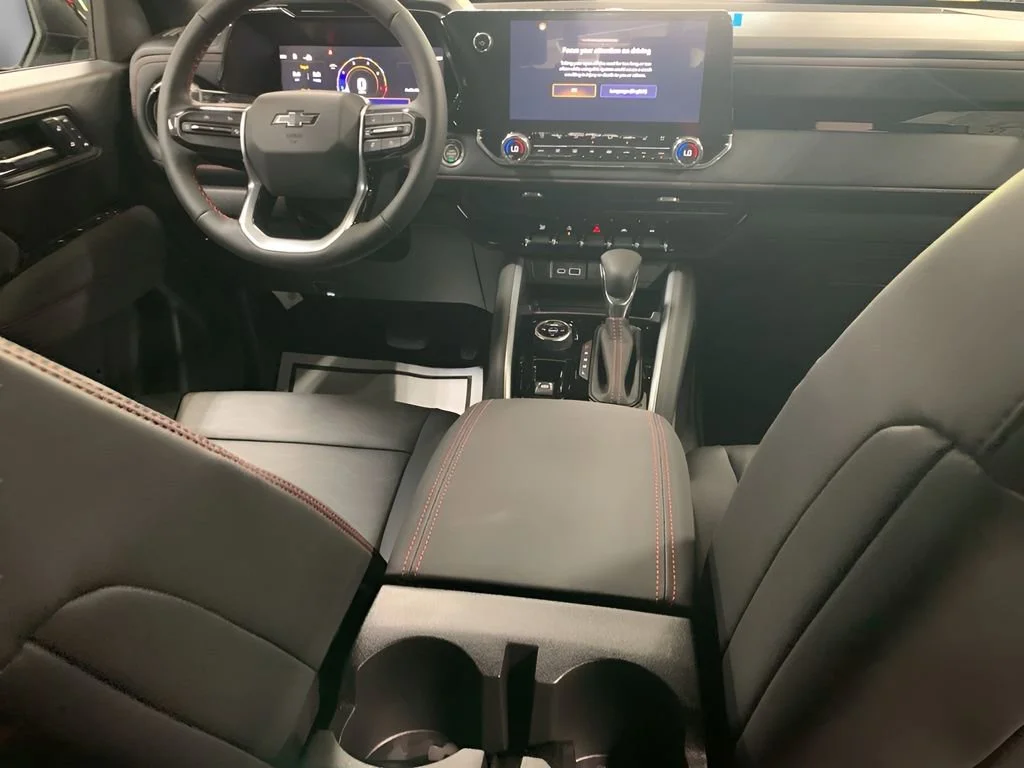 New 2026 Black Chevrolet Z71 image 21