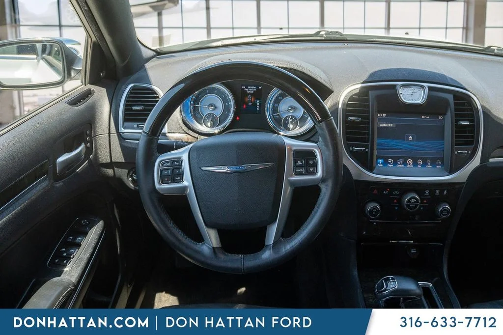 Used 2014 White Chrysler C image 6
