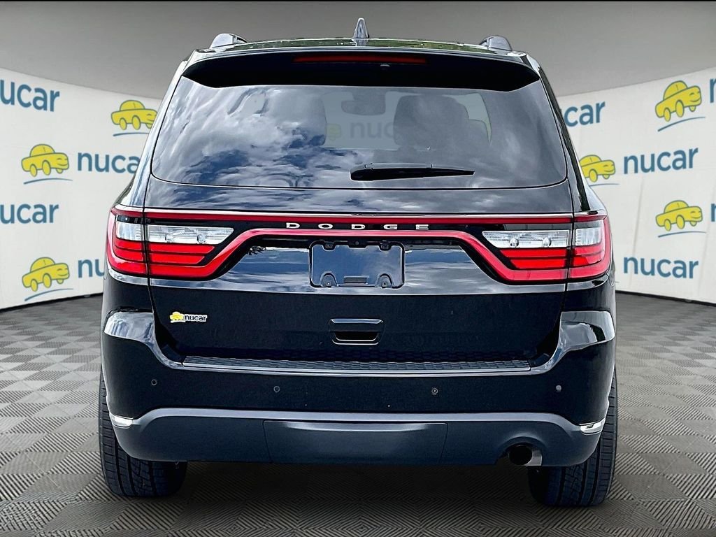 Used 2023 DB Black Crystal Clearcoat Dodge SXT image 5