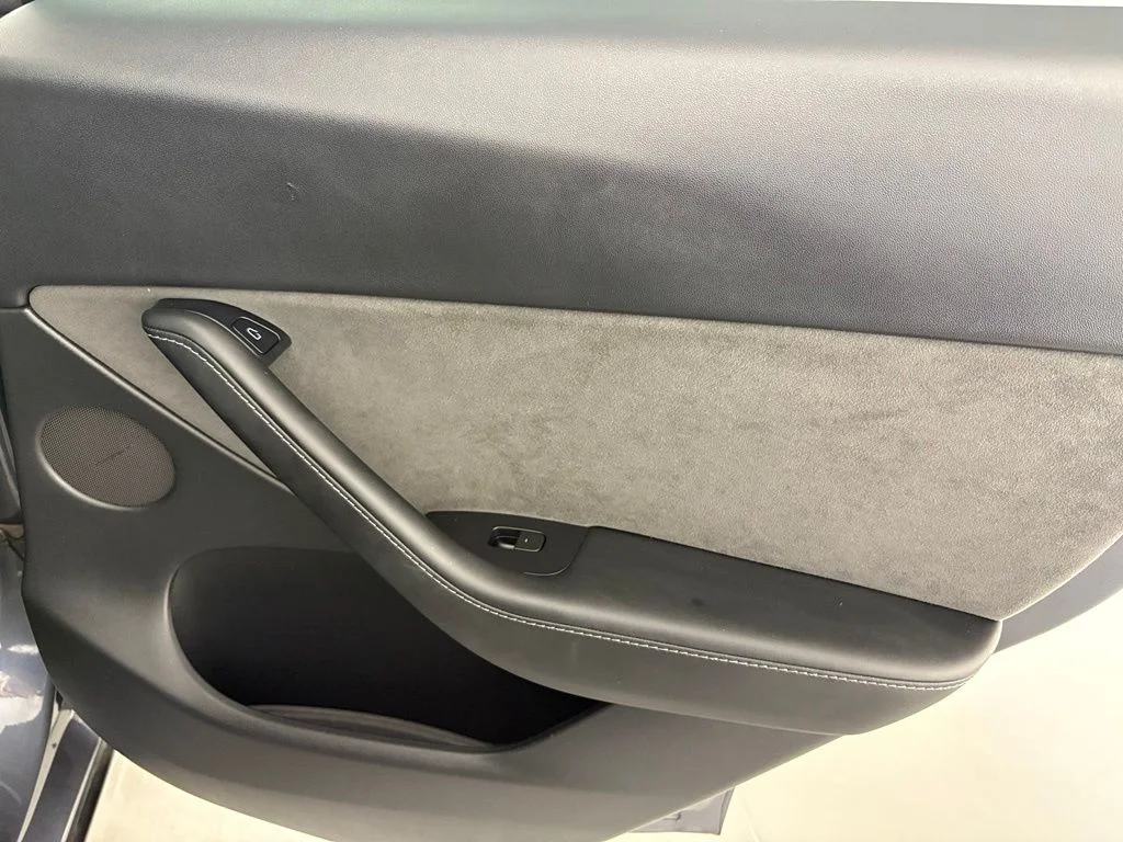 Used 2022 Midnight Silver Metallic Tesla Performance image 38