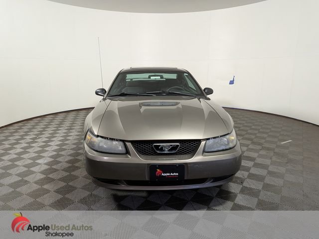 Used 2002  Ford V6 image 2