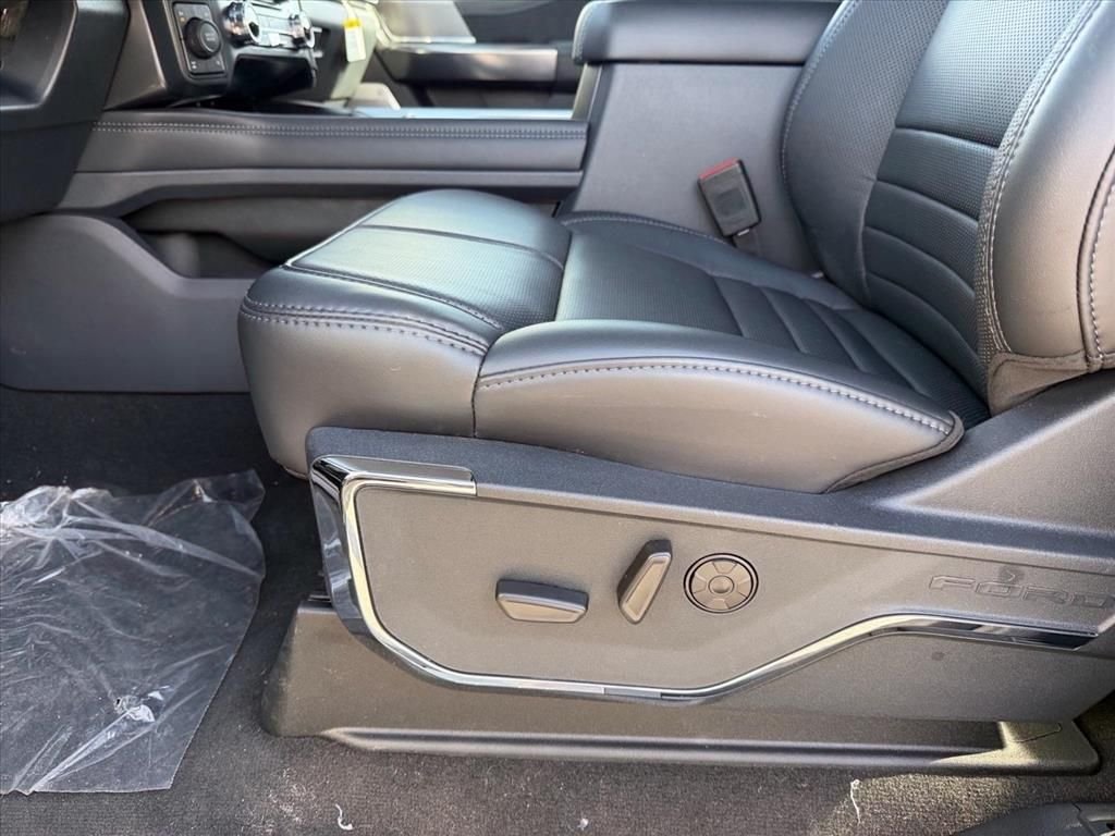 New 2026 Agate Black Metallic Ford F-250® Platinum® image 12