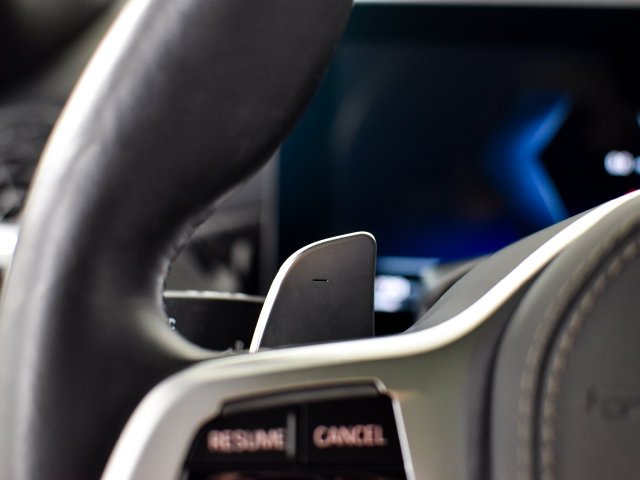 Used 2025 Gray BMW M60i image 28