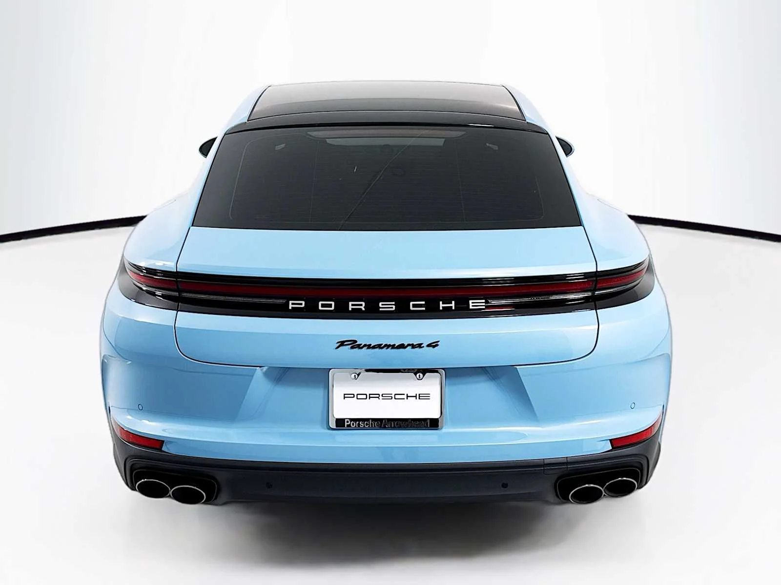 2026 Porsche Panamera 4 E-Hybrid - Photo 10