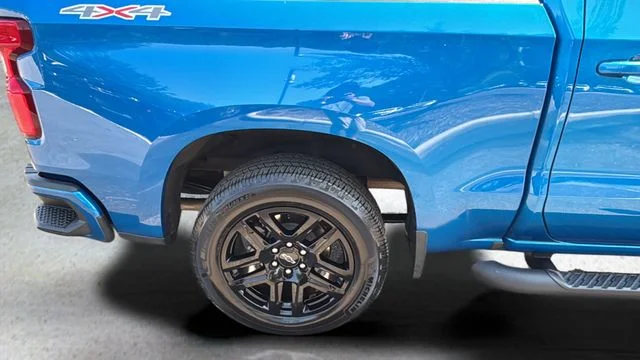 Used 2023 Blue Chevrolet RST image 35