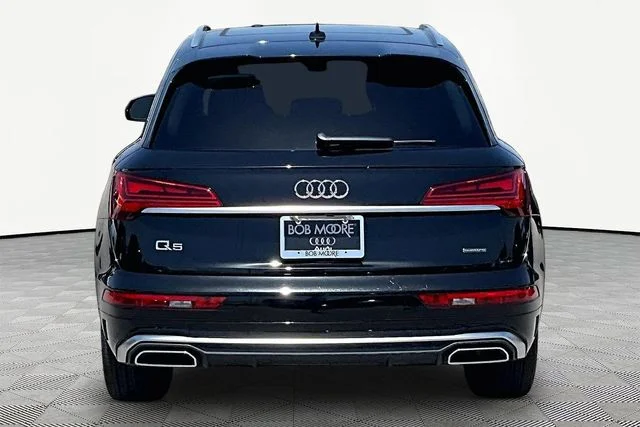 Used 2022 Black Audi 45 S line Premium Plus image 4