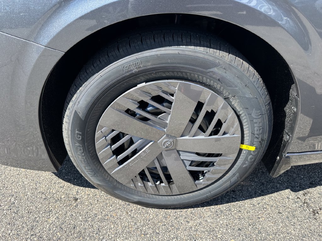 2026 Nissan Sentra SV - Photo 10