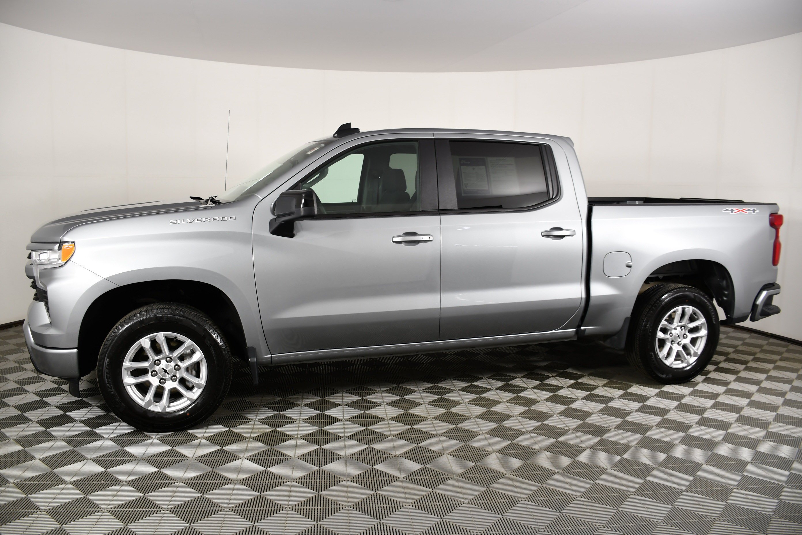 Used 2026 Sterling Gray Metallic Chevrolet RST image 9
