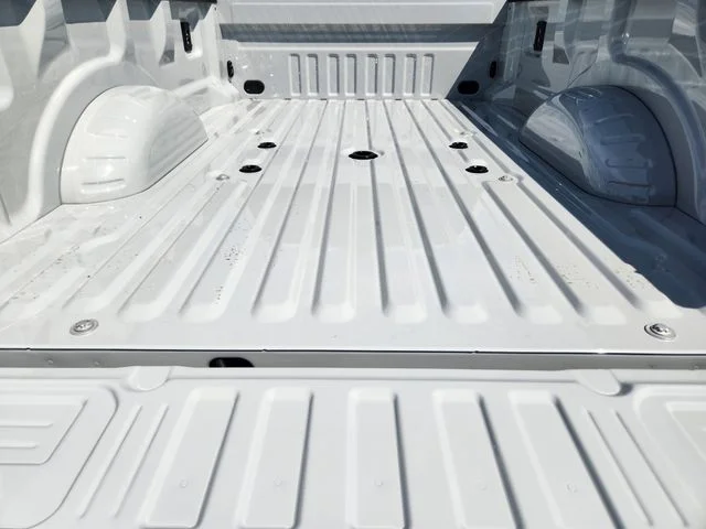 New 2026 Avalanche Ford F-350® XL image 32