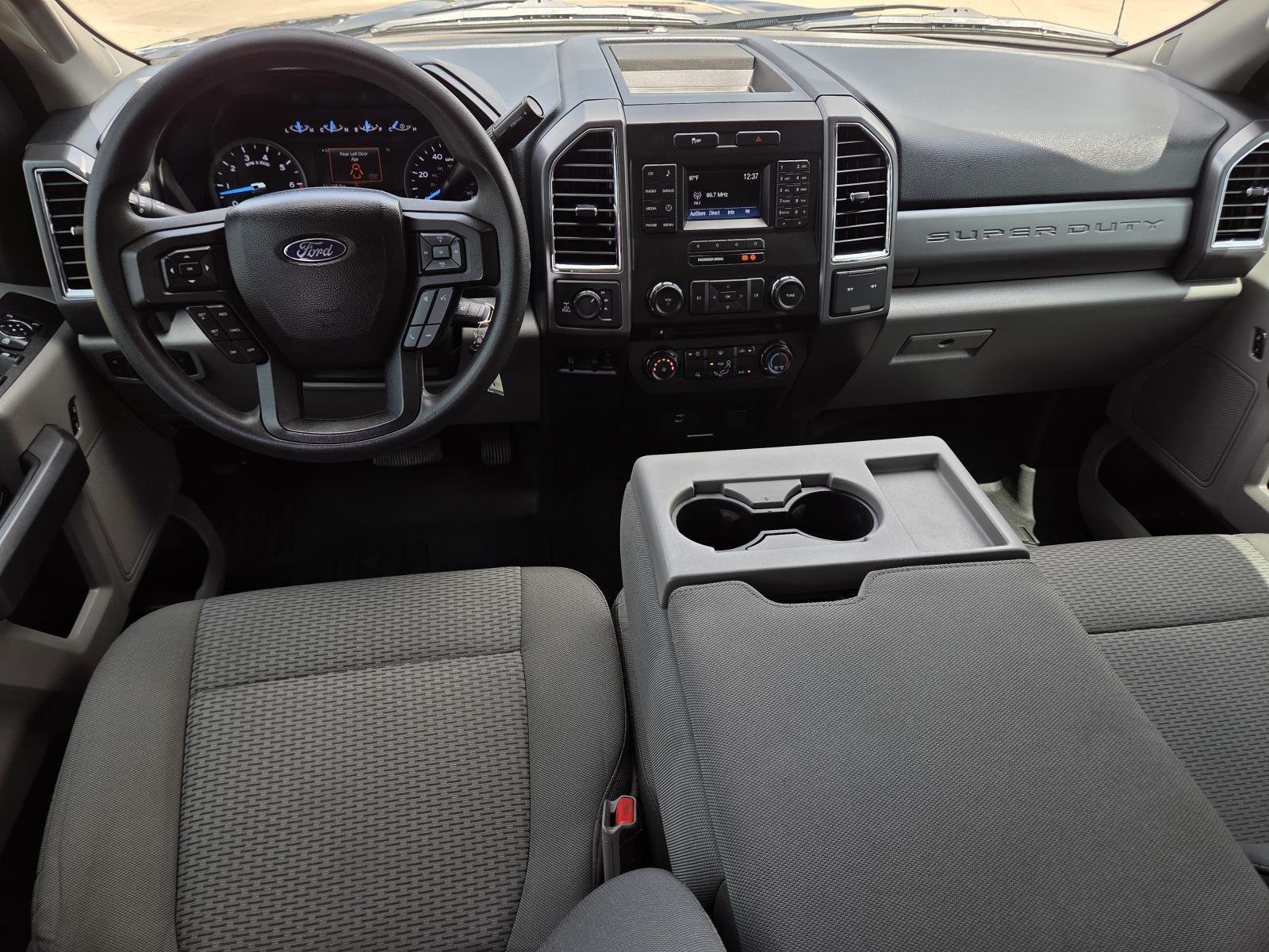Used 2017 Blue Jeans Ford XLT image 15
