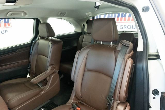 Used 2025 White Honda Touring image 16
