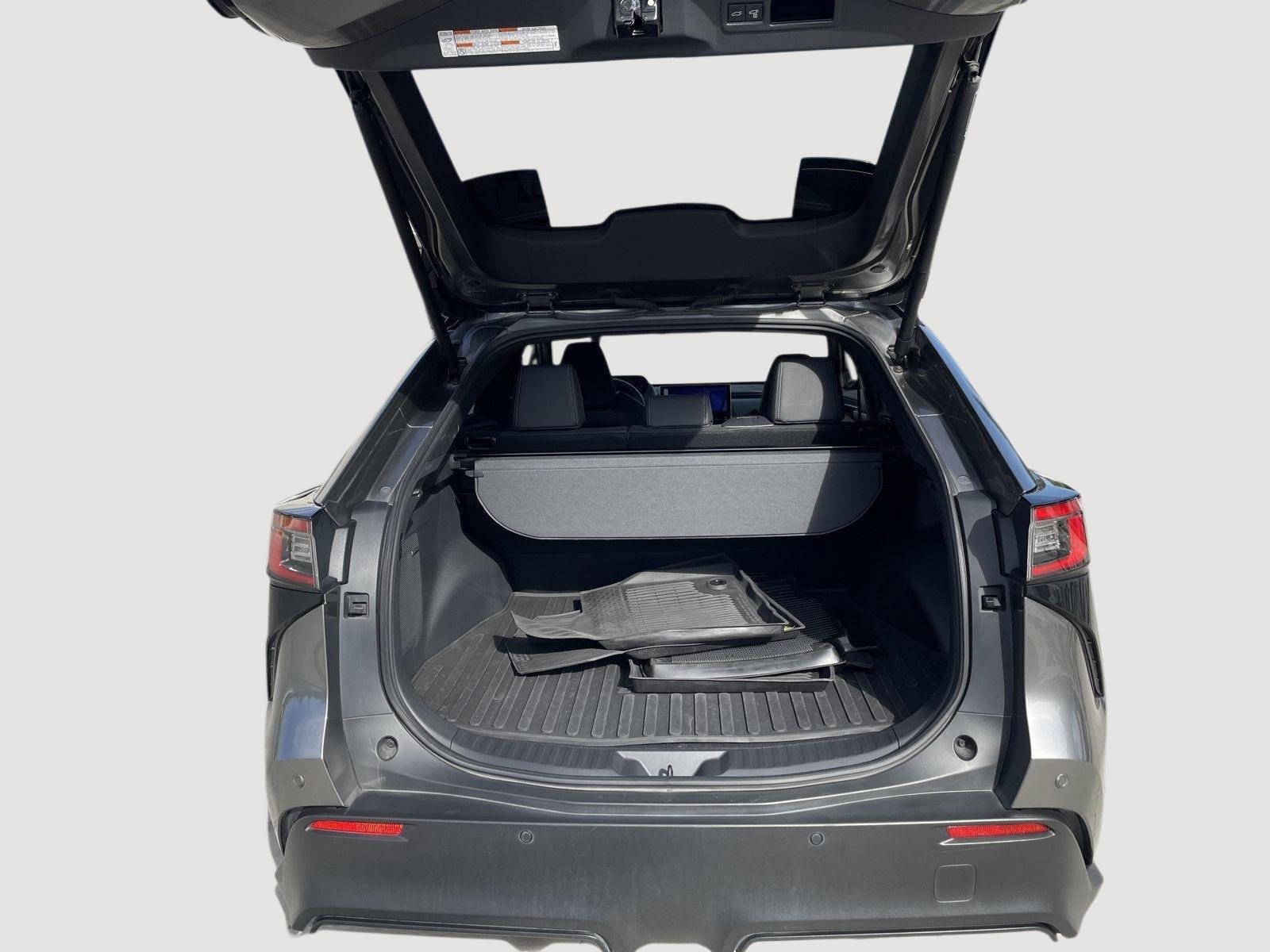 Certified Used 2023 Smoked Carbon 2-Tone Subaru Touring image 26