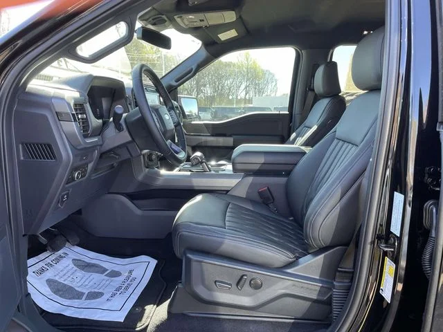New 2026 Agate Black Metallic Ford XLT image 16