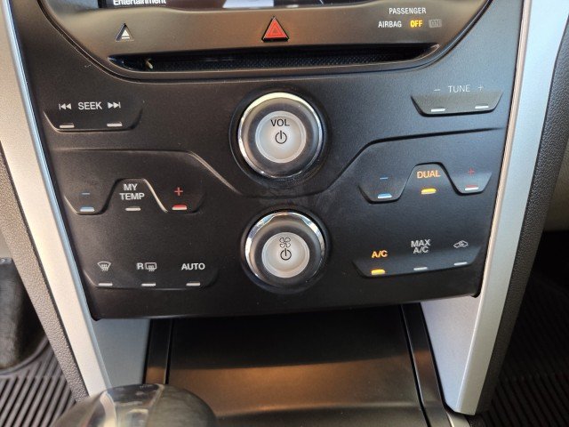 Used 2013 White Ford XLT image 35