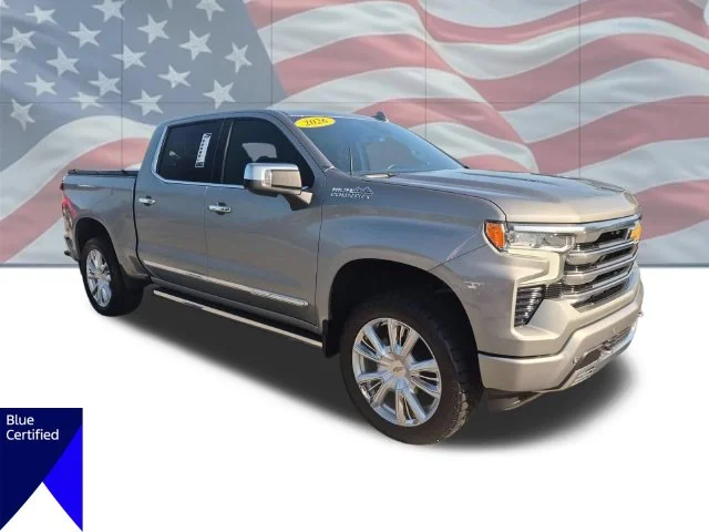Used 2026 Gray Chevrolet High Country image 2