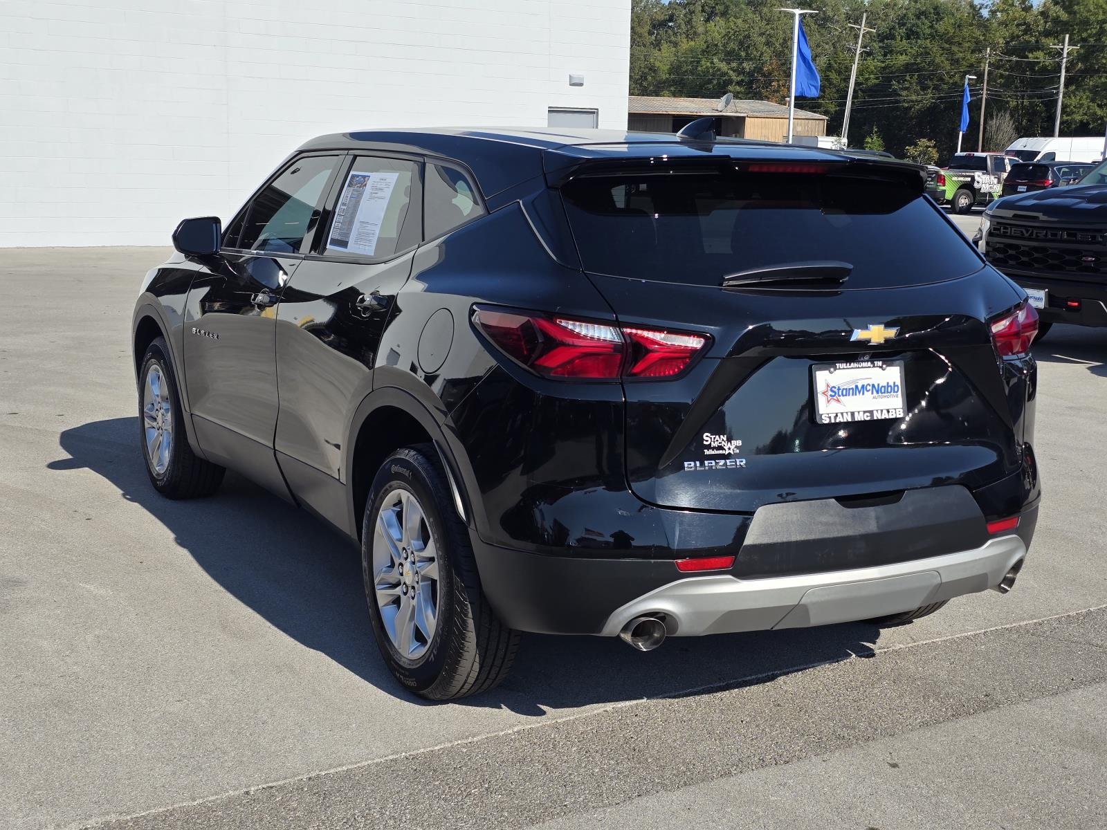 Used 2022 BLACK Chevrolet LT image 5