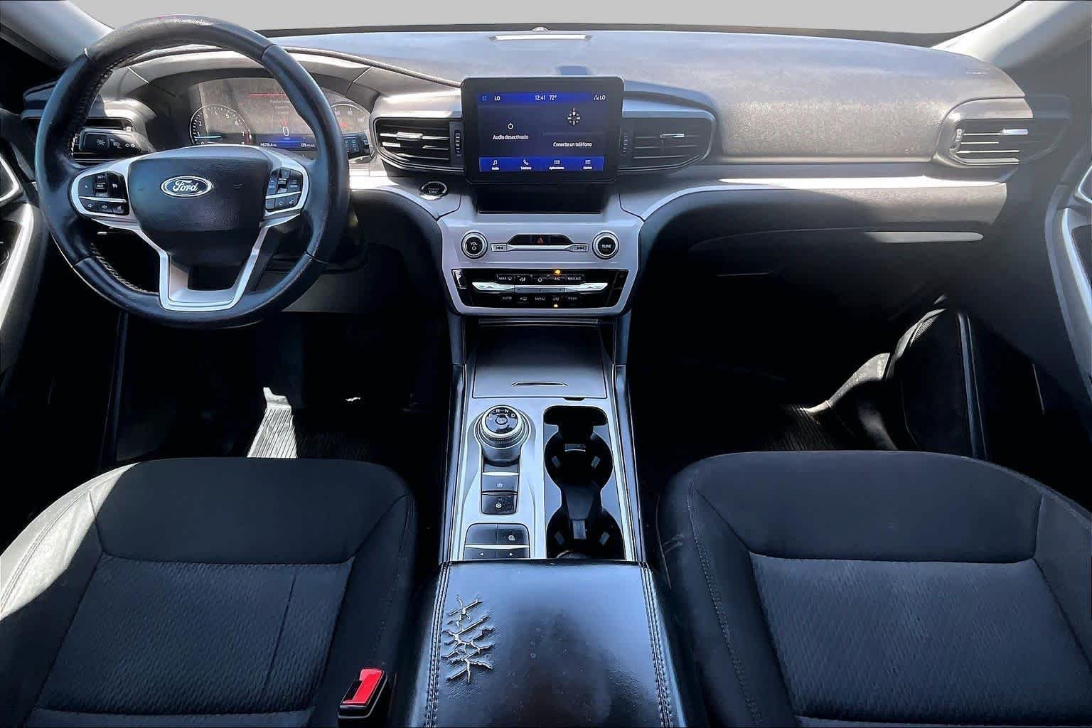 Used 2023 Iconic Silver Ford XLT image 14