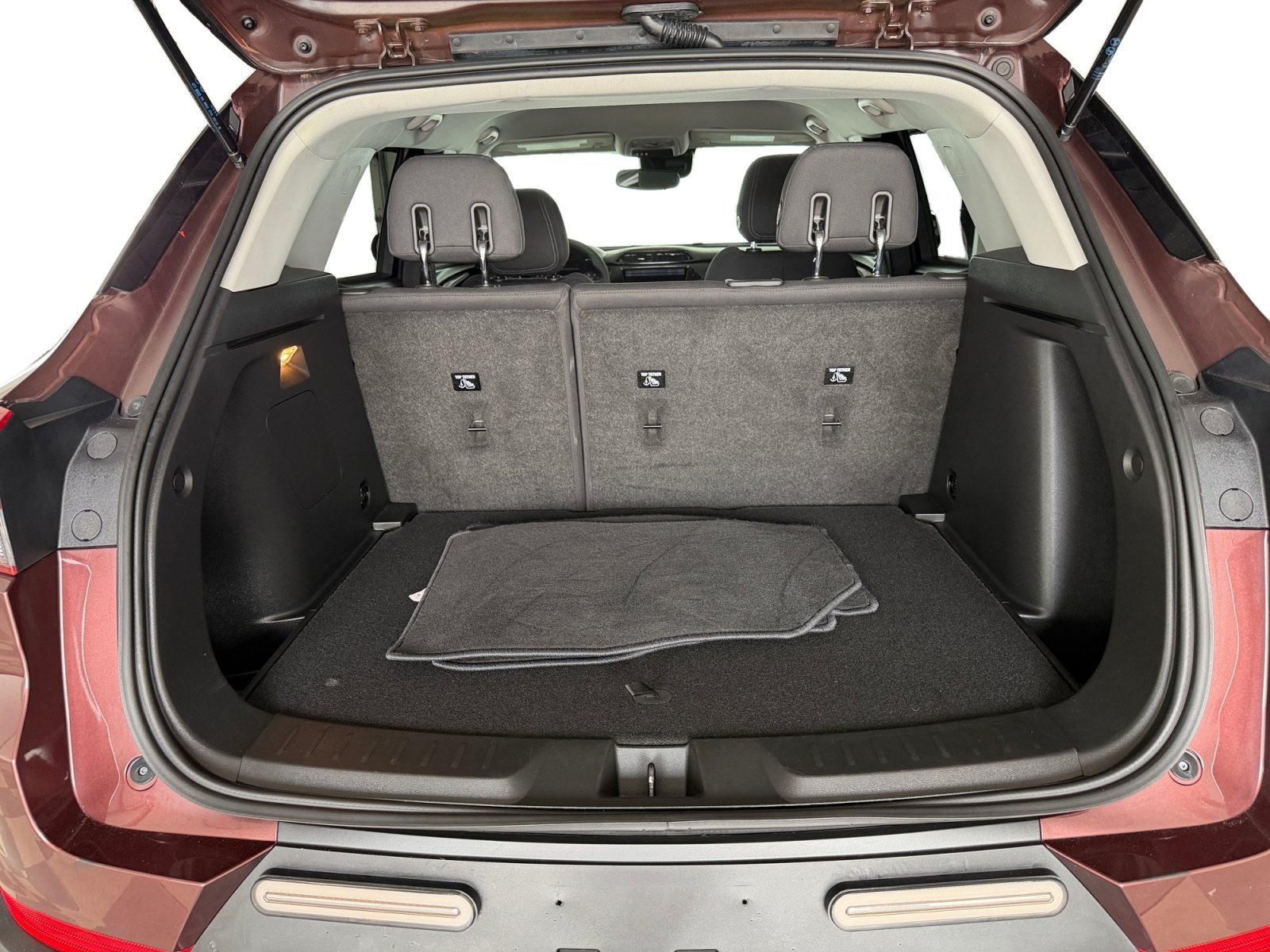 Used 2023 Mahogany Red Metallic Chevrolet LT image 37
