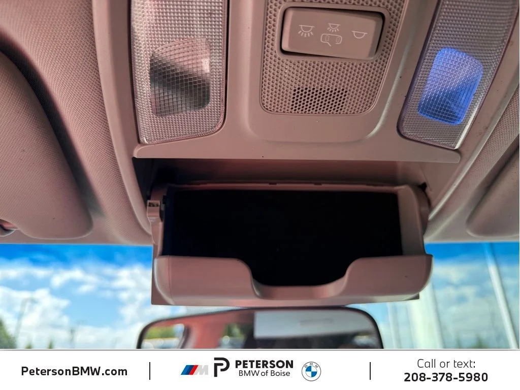 Used 2017 Silver Kia LX image 31