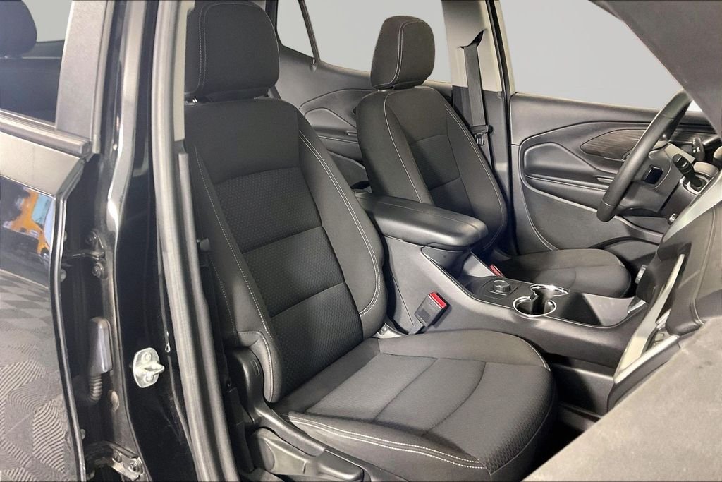 Used 2024 Black GMC SLE image 23