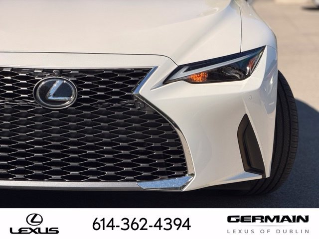Used 2022 White Lexus 300 image 4