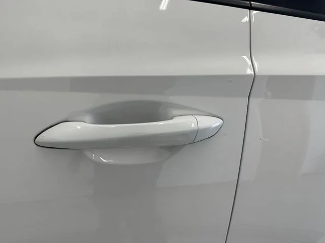 Used 2023 Serenity White Pearl Hyundai Limited image 47