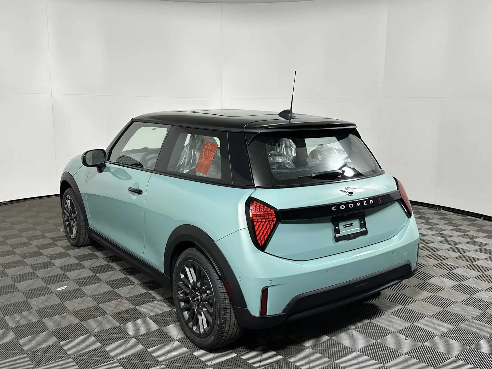 New 2026 Ocean Wave Green Metallic MINI Cooper S image 3