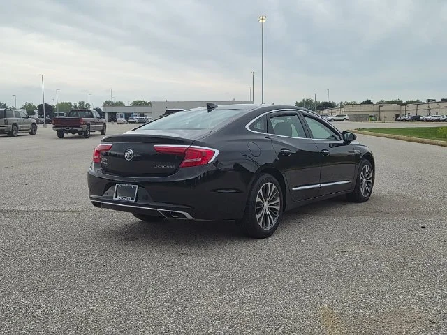 Used 2017 BLACK OYNX Buick Essence image 5