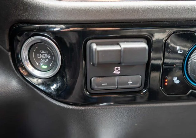 Used 2024 Red Chevrolet LT Trail Boss image 28