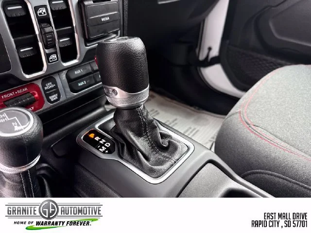 2025 Jeep Wrangler 4-Door Rubicon - Photo 23