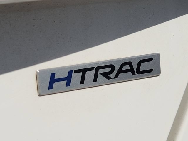 Used 2025 White Hyundai SEL image 12