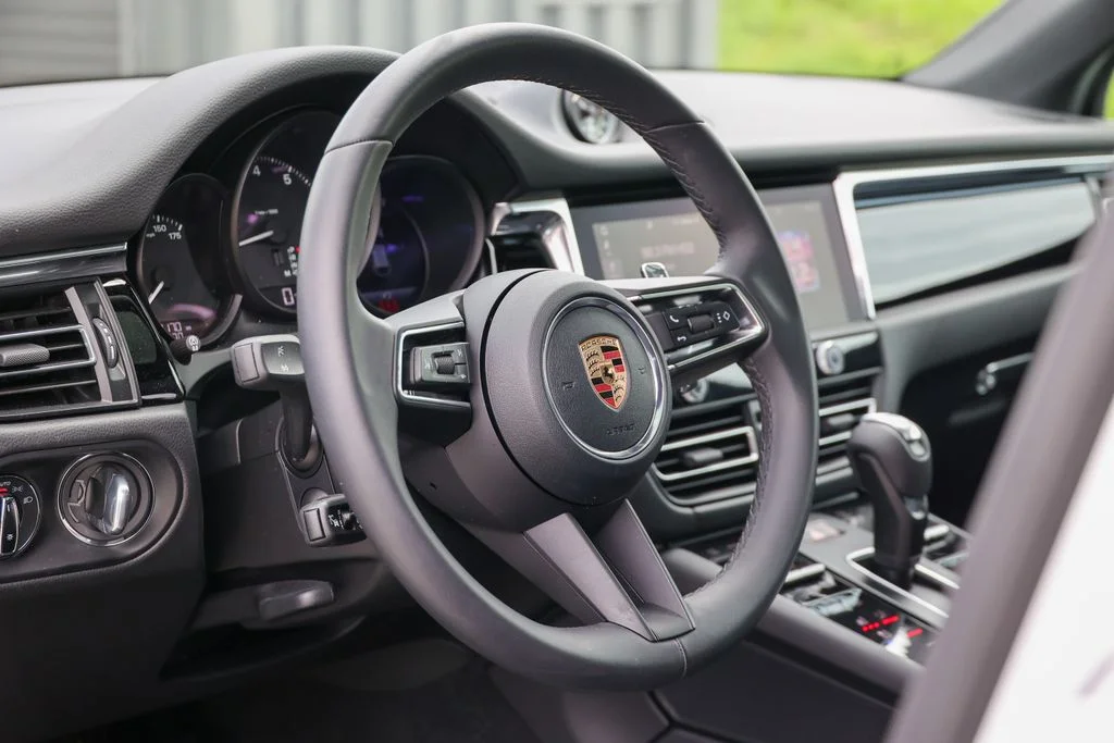 Certified Used 2026 White Porsche  image 4