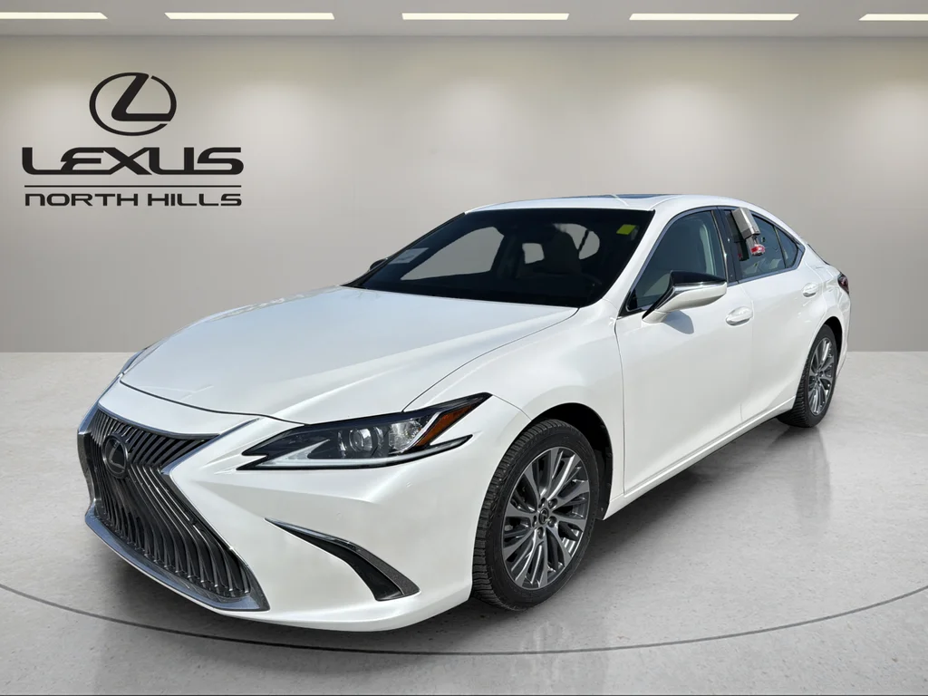 2019 Lexus ES 350 350's photo