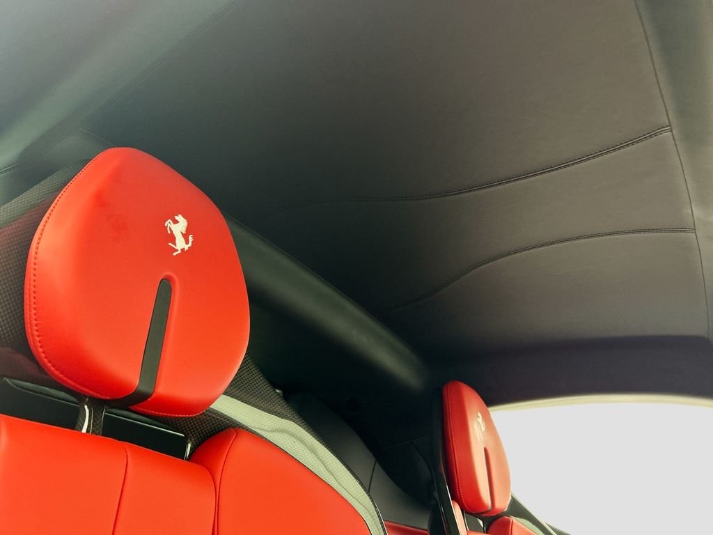 Used 2023 Bianco Avus Ferrari  image 17